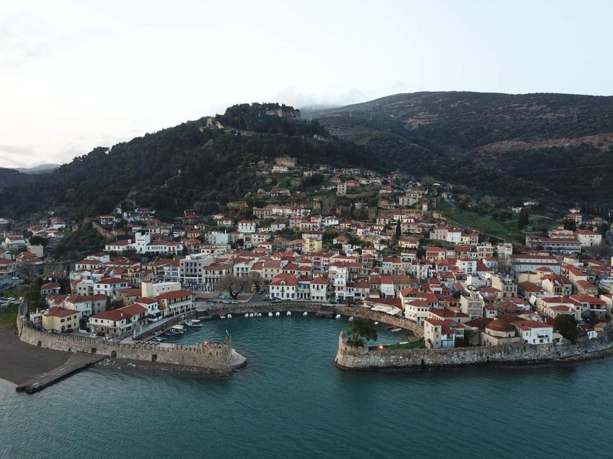 Ecco Apartments I Nafpaktos Esterno foto
